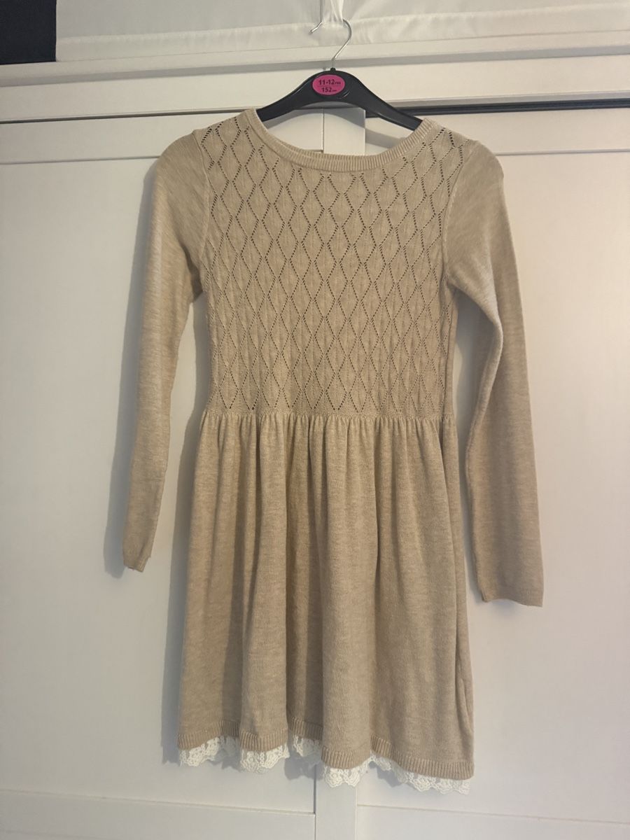 H&M Vestiti & Gonne: Kleid Mädchen Grösse 128 – Usato da dietikon venduto da nrizzo26