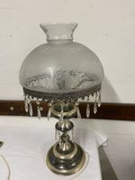 Tischlampe Kristalle matt Glas ornamentiert 49