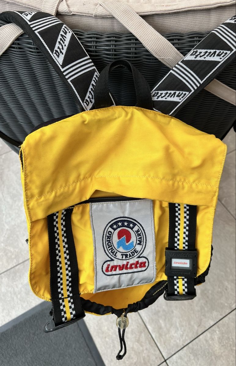 Invicta Zaini: Invicta Rucksack Vintage – Usato da Sevelen venduto da Ritiplampi 3