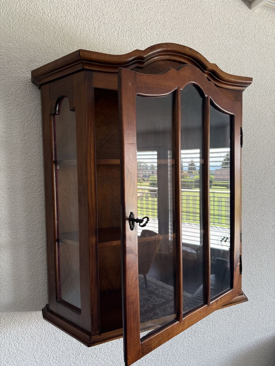 Vitrinen: Vitrine  – Gebraucht aus Birchwil von Giantomaso