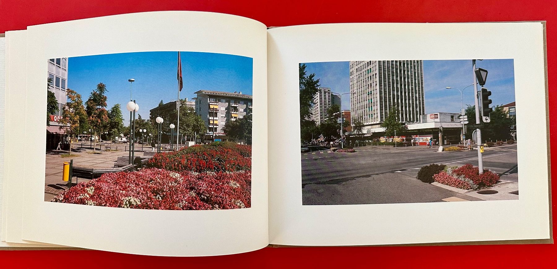 Libri: SIEDLUNGEN, AGGLOMERATION / PETER FISCHLI, DAVID WEISS 1993 – Usato da Zürich venduto da EYEBOOKS 3