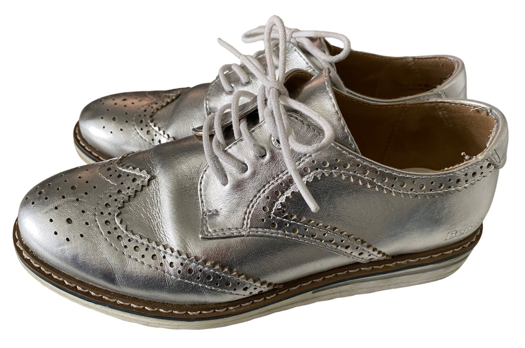 Bench Damenschuhe: BENCH l Damen Lederschuhe Silber l Gr. 38 – Gebraucht aus Lenzburg von Orzo3