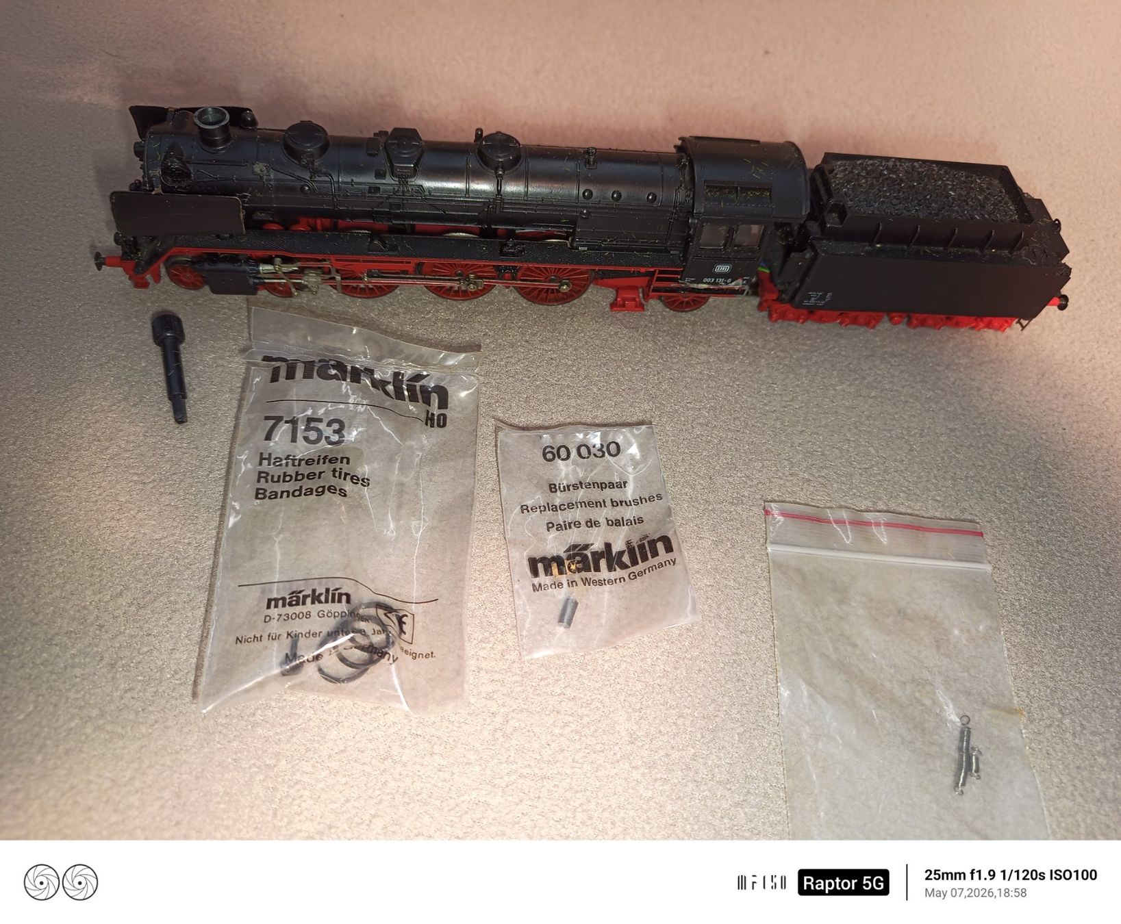 Märklin Modellini di ferrovie: Märklin H0 Dampflok der Baureihe 003 – Usato da Bäch SZ venduto da inf_jgc8