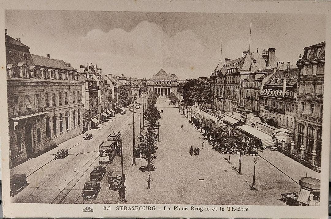 Cartoline postali: STRASBOURG - Place Broglie & le Théâtre - Tram - Oldtimer – Usato da Delémont venduto da Domdom1