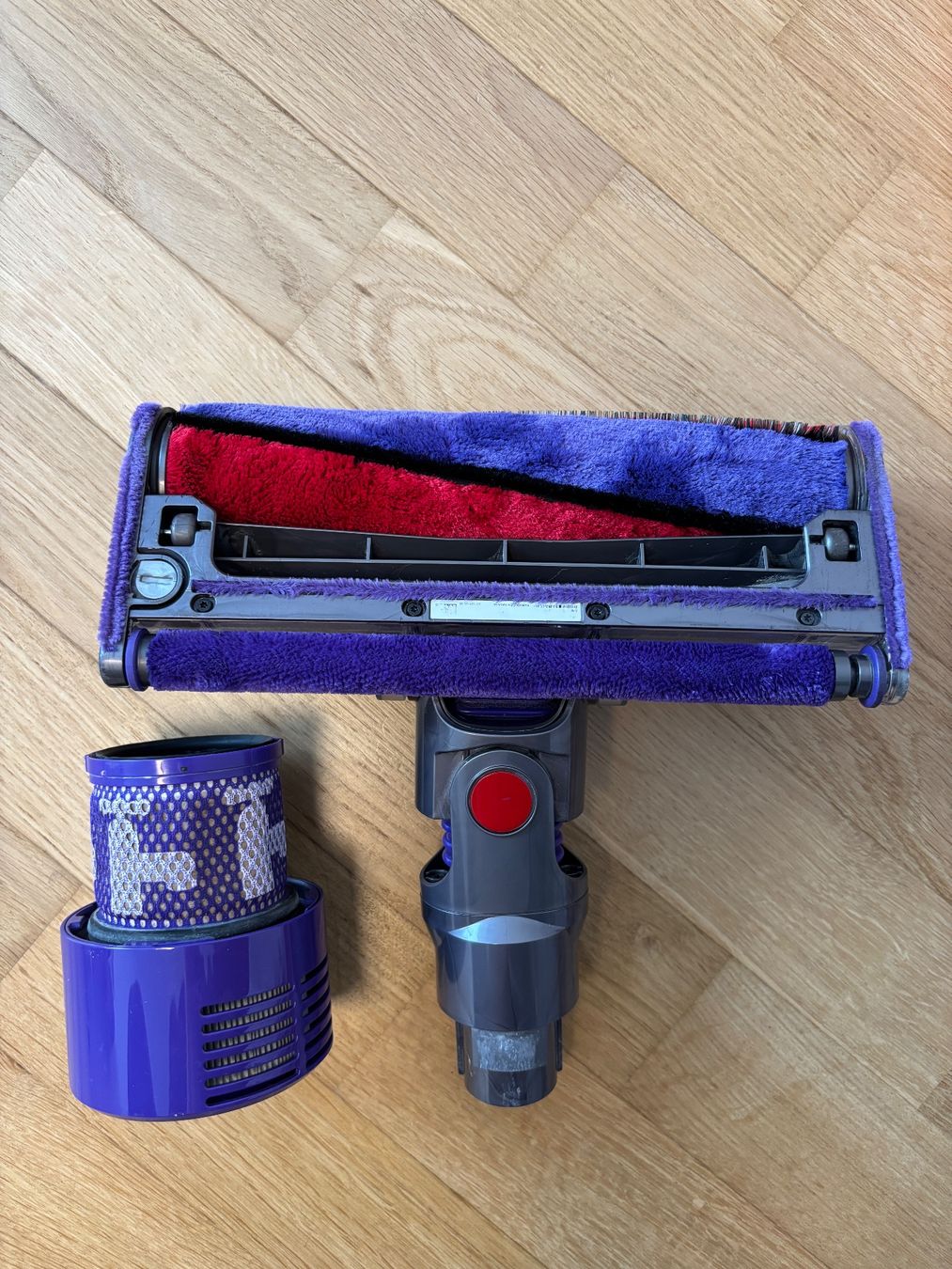 Dyson Staubsauger & Zubehör: Dyson V10 Absolute – Gebraucht aus Aarau Rohr von Annika_7 5
