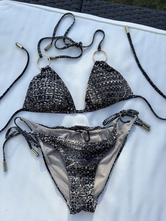 Bikini 