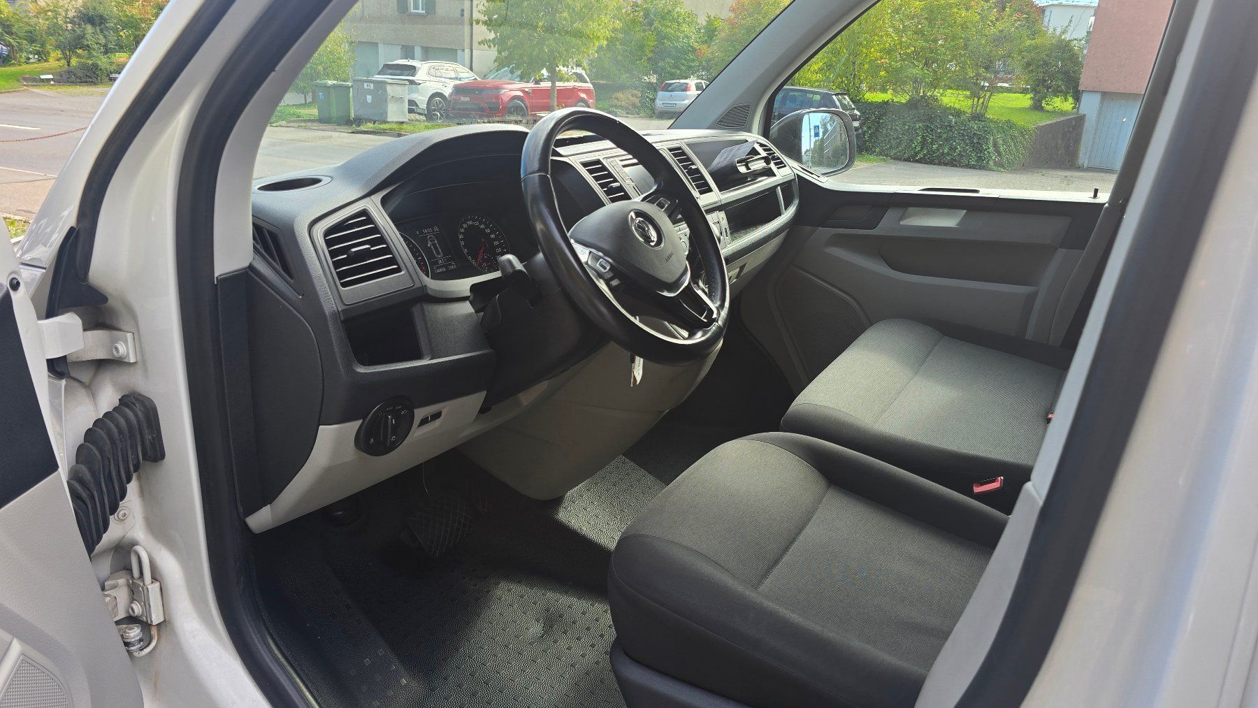 VW Nutzfahrzeuge: VW T6.1 2.0 TDI DSG – Gebraucht aus Emmenbrücke von meu_2j8p 6
