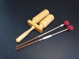 2er Agogo Holz - Musikinstrument mit Schlägel - Guiro