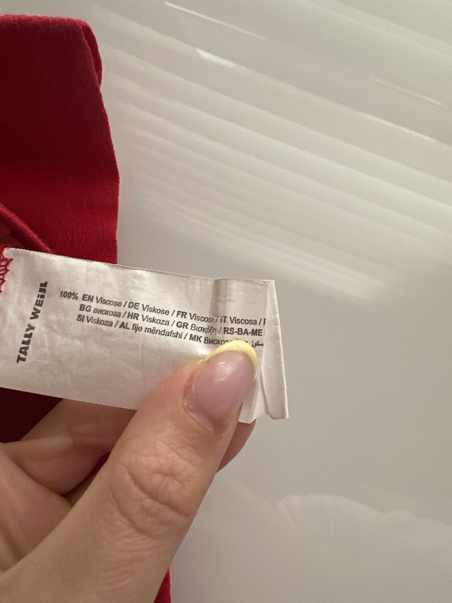 Tally Weijl Blusen: Tally Weijl rote Damen Bluse Grösse S – Gebraucht aus Buchs AG von Dasmusstduhaben 2