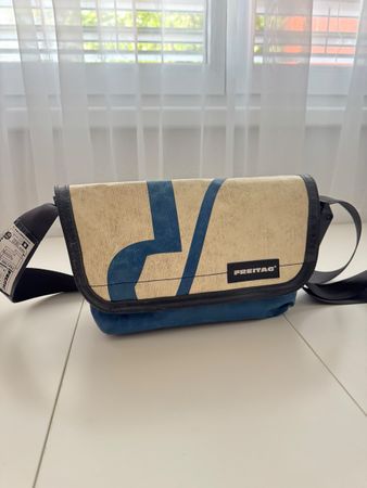 Freitag sacoche bleu beige 