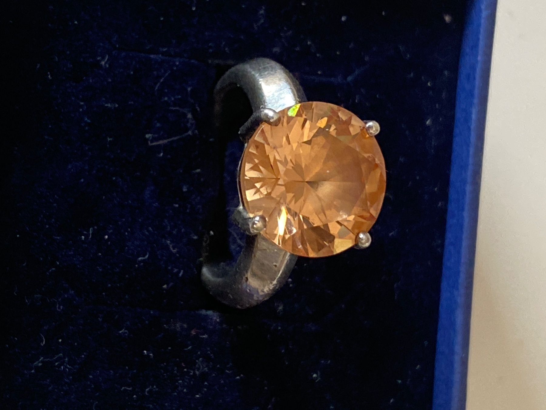 Anelli: Sterling Silber Ring mit Grosse Citrin  Stein 52g – Usato da Läufelfingen venduto da Alles_Garantie 1