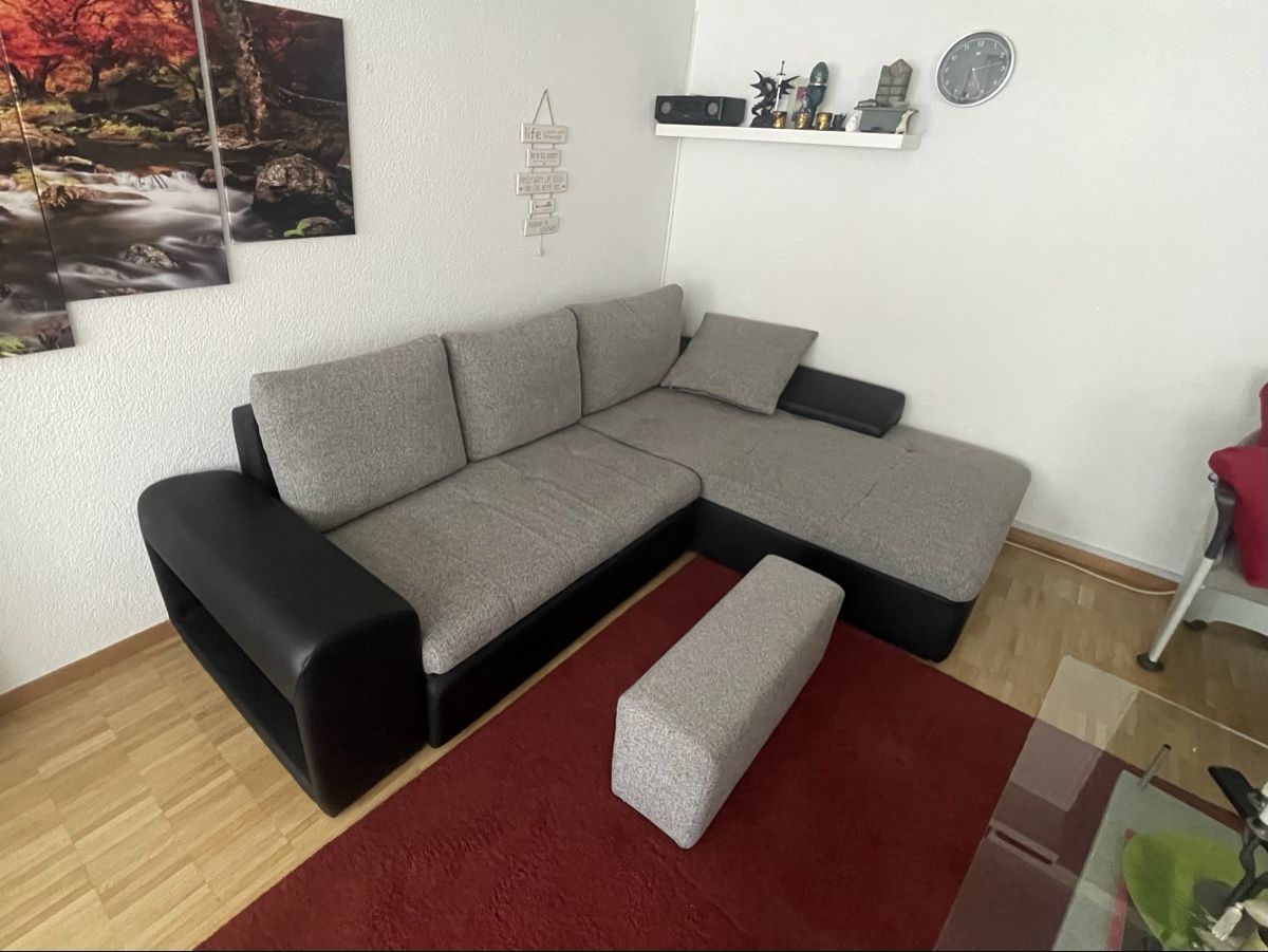 Divani: Schwarz/grau Ecksofa in gutem Zustand – Usato da Köniz venduto da rol_95zm 1