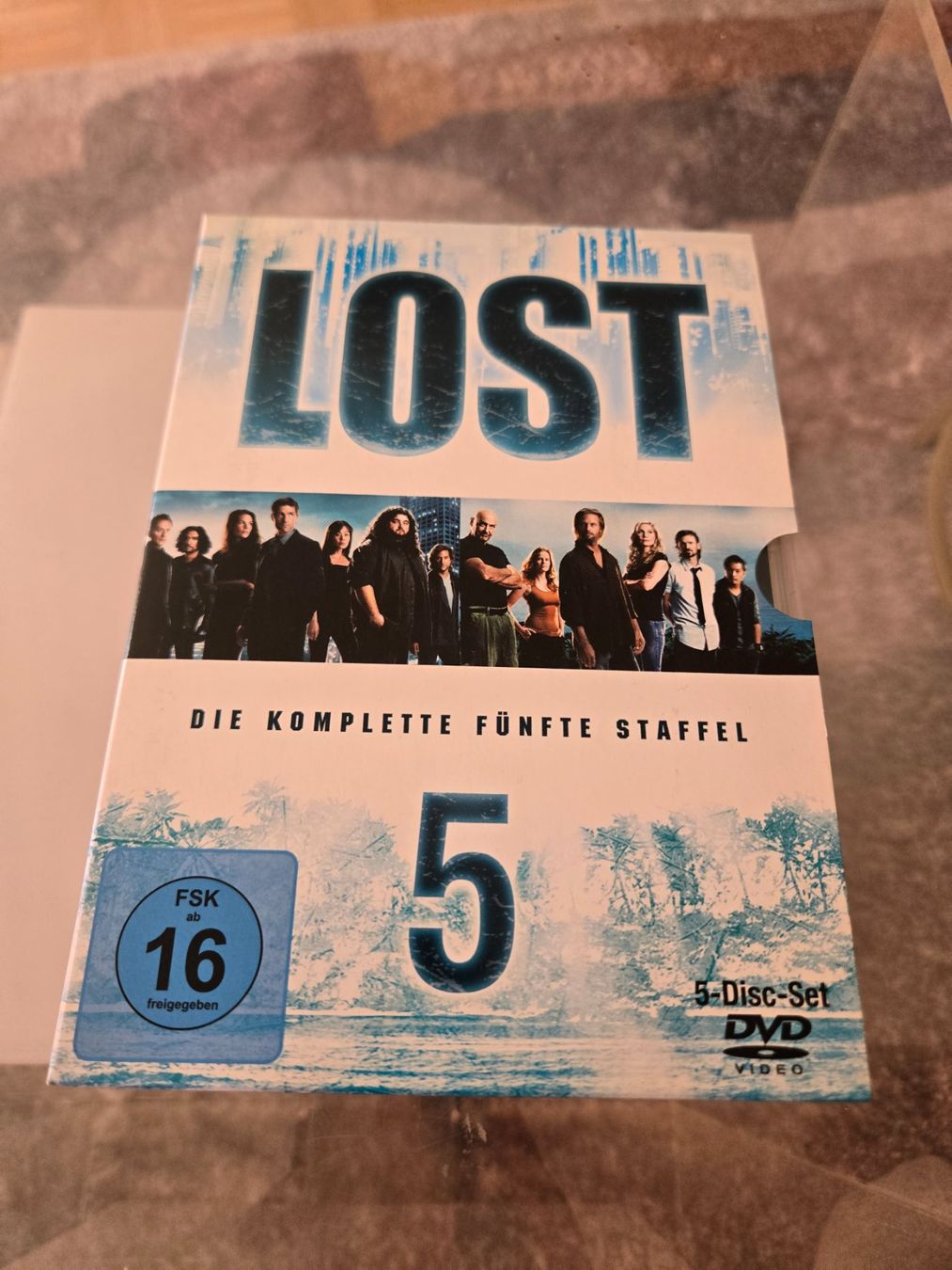 Tutti i DVDs: Lost Season 5 – Usato da Bussigny venduto da Kfdlt