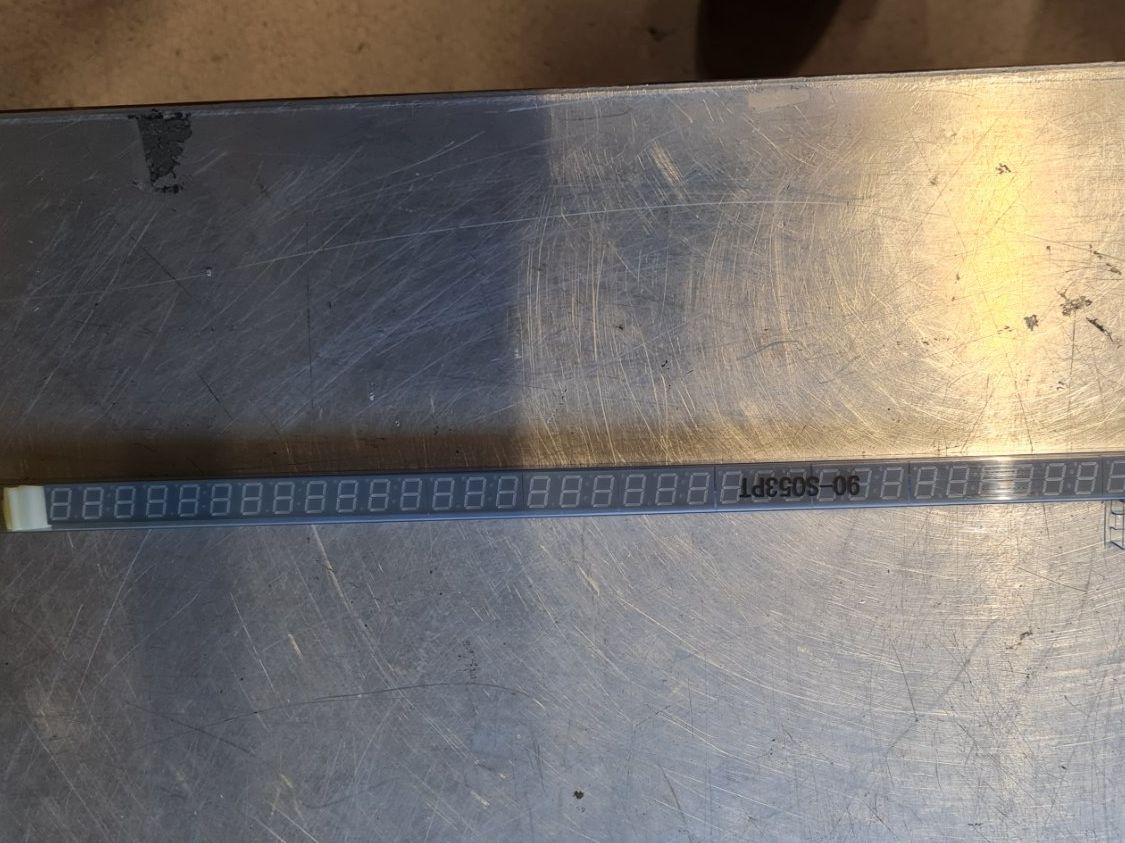 Componenti elettronici: LTC-4724JR LED Display, 7 Segment, 3 Digit – Nuovo e nell'imballaggio originale da Horw venduto da Arta20000 1