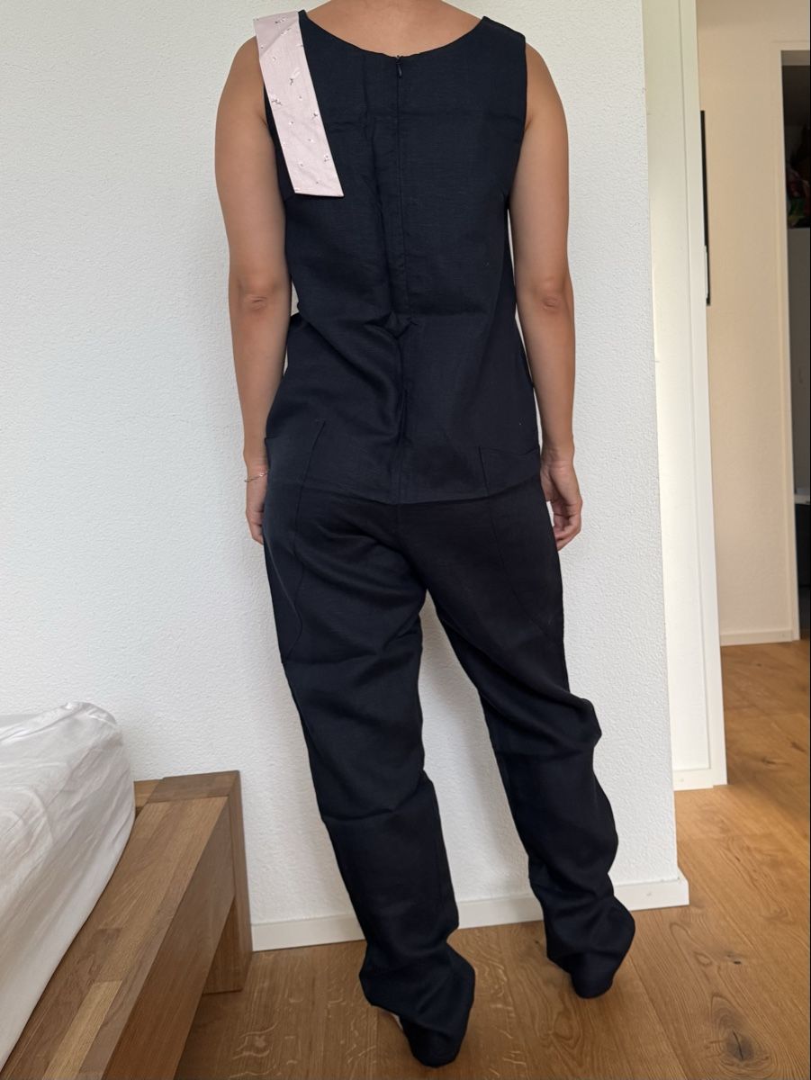 Tute: HANDMADE SCHWARZER LEINEN-JUMPSUIT – Nuovo e nell'imballaggio originale da Rain venduto da vsekruto 1