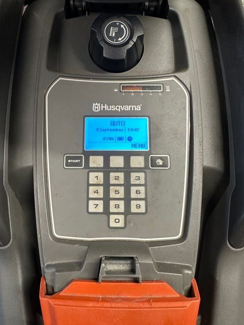 Husqvarna Tagliaerba: Husqvarna 305 – Usato da Schübelbach venduto da pe_1992 3