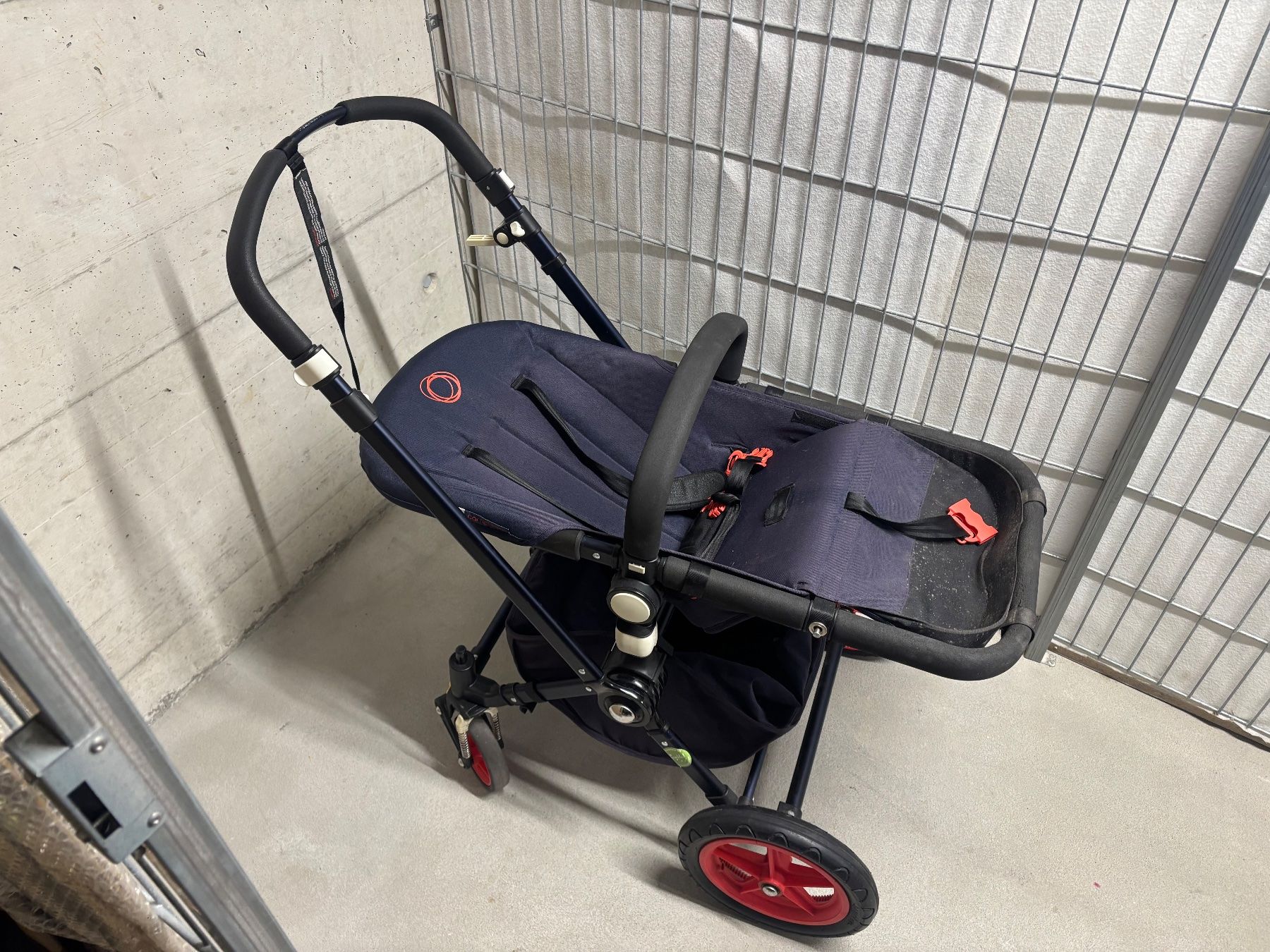 Bugaboo Carrozzine: Kinderwagen bugaboo – Usato da Schlieren venduto da iur_7hgj 2