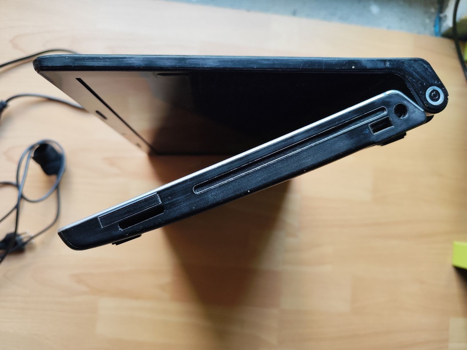Dell Notebooks: Dell Laptop mit Windows 11 – Defekt aus Wangs von Chli0 3
