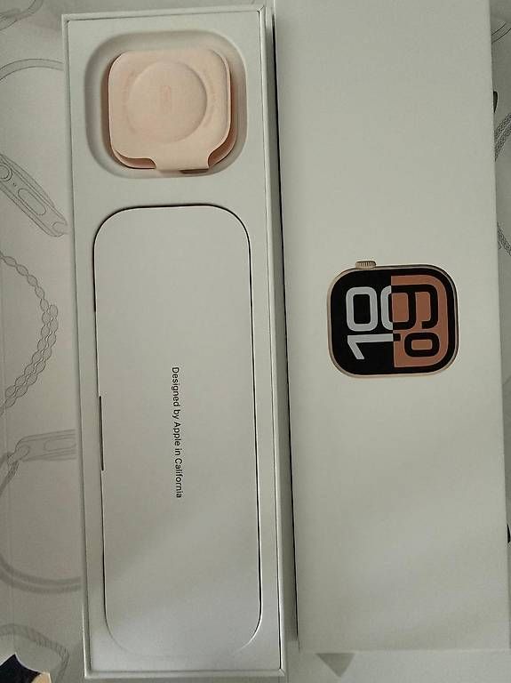 Smartwatch: Apple Watch 10 – D'occasion à St. Gallen par igo_k986 3