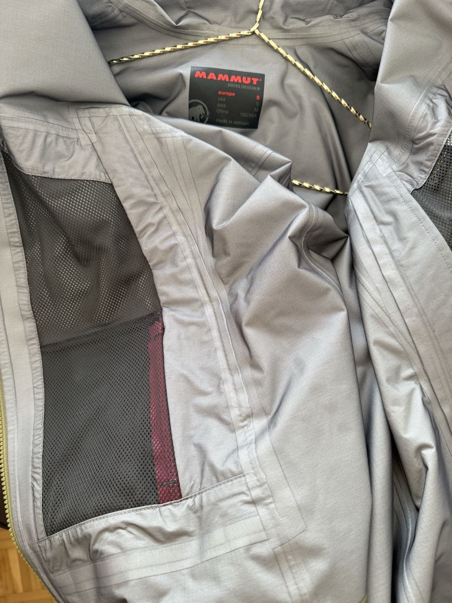 Mammut Giacche: Regenjacke Mammut Gr. S – Nuovo (secondo la descrizione) da Meilen venduto da NHirs96 4