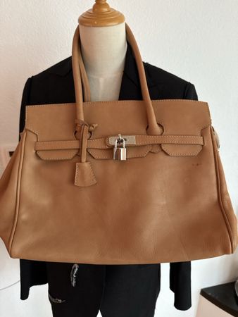 Tasche im Kelly bag Style