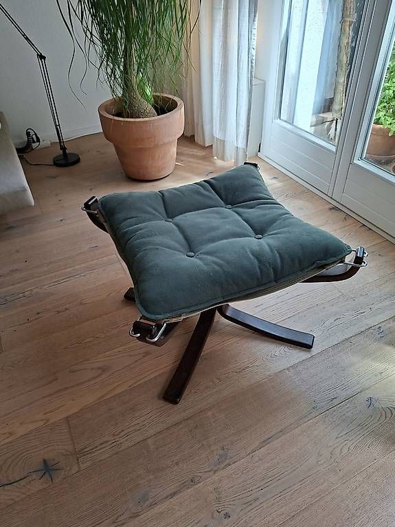 Hocker: Hocker, Fuss-Schemmel mid century – Gebraucht aus uster von marijke1 1