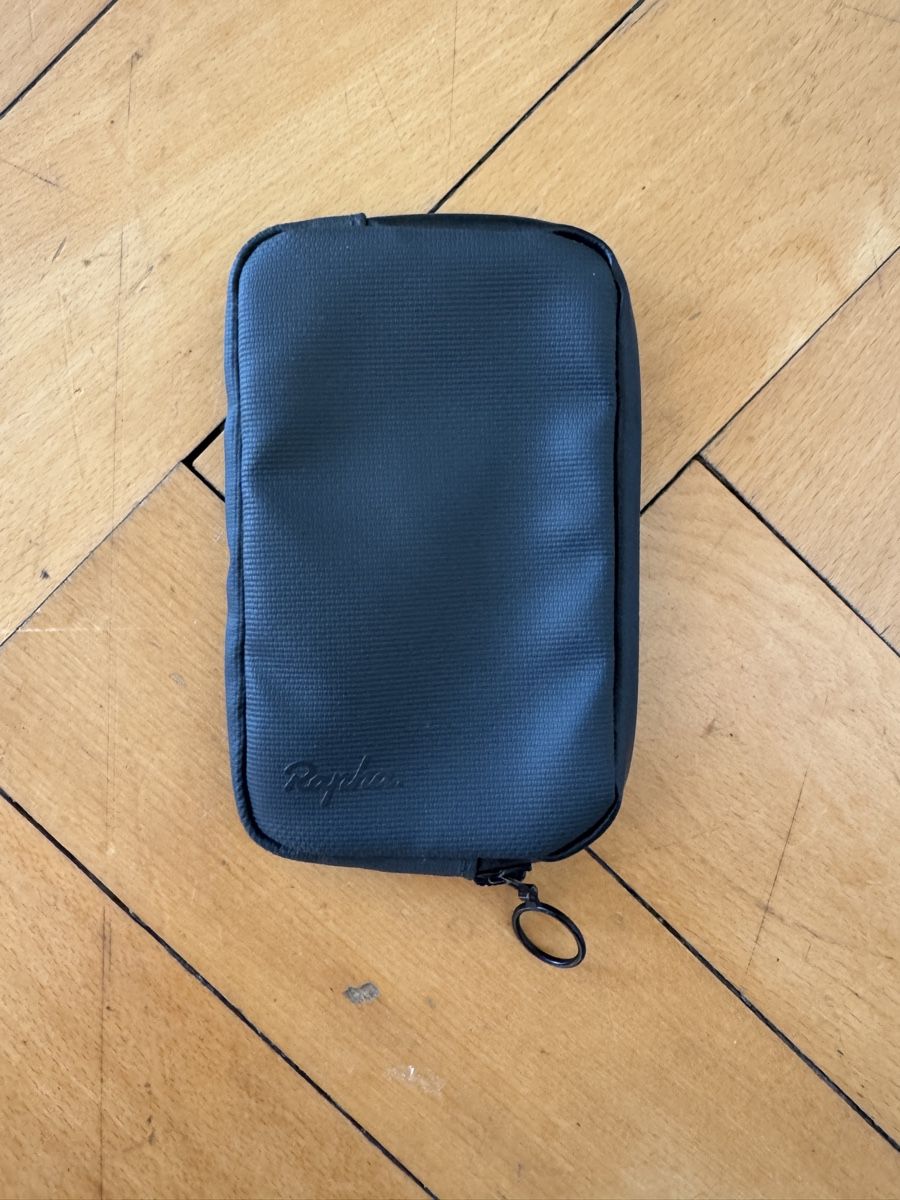 Ersatzteile: Rapha Essentials Case – Gebraucht aus Bern von Gigigian