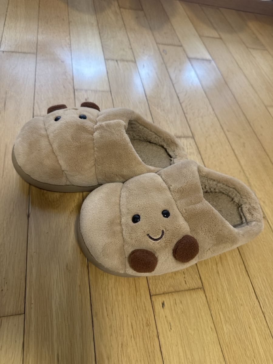 Scarpe da donna: Hausschuhe Gr. 38-39 – Usato da Füllinsdorf venduto da silberstern110