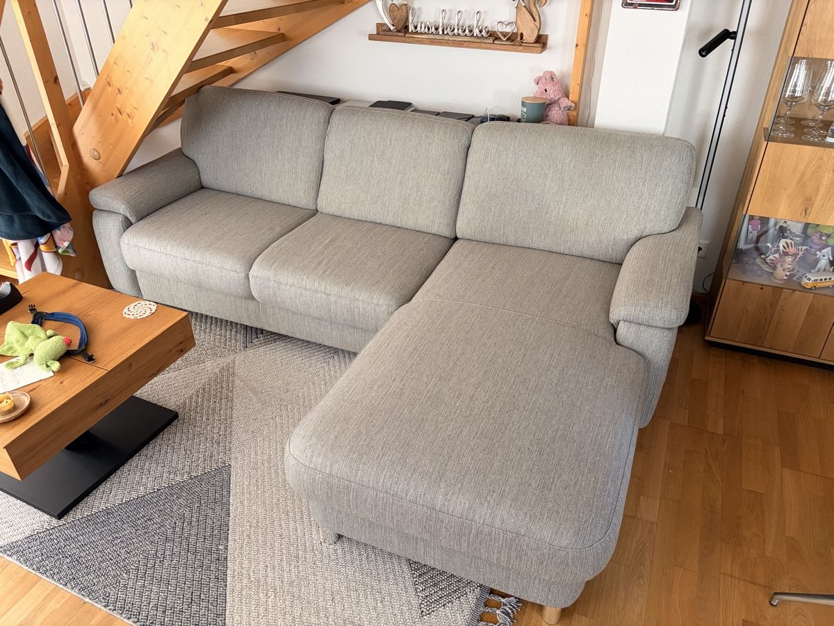 Divani: Schönes Bettsofa – Usato da Muhen venduto da Graven