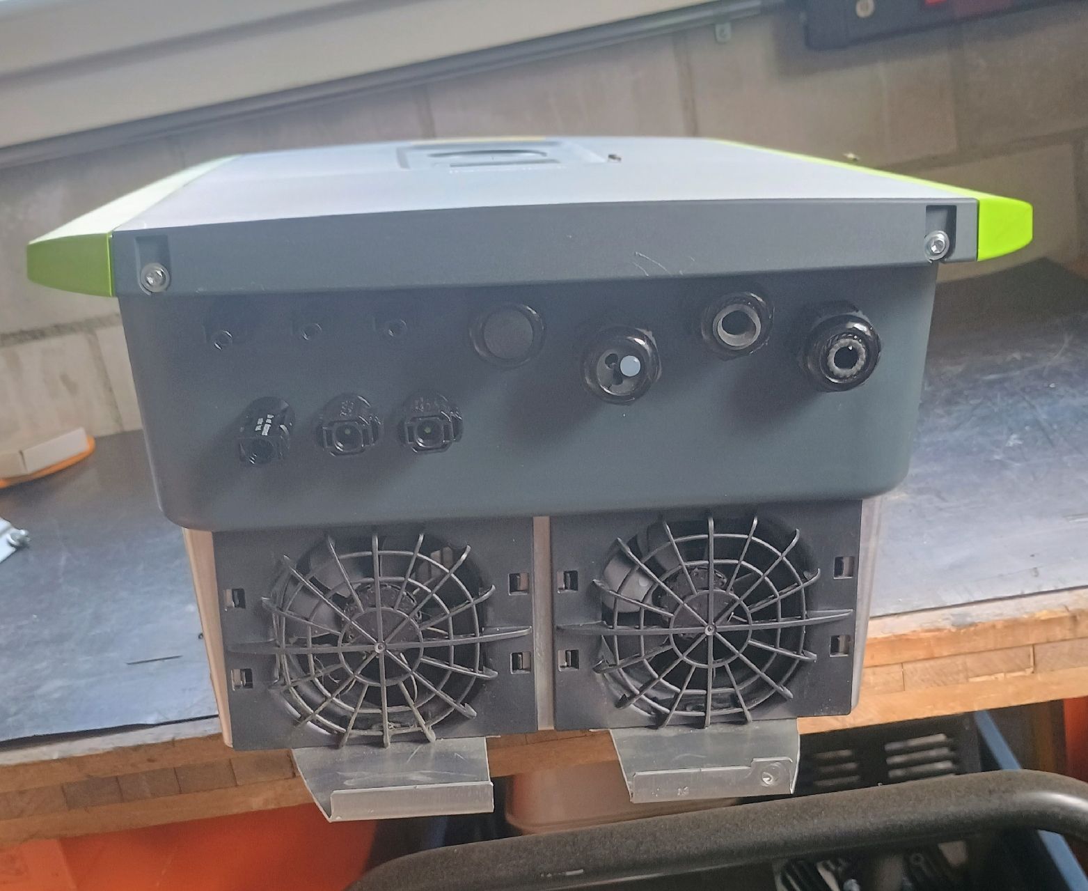 Kostal Inverter: KOSTAL PLENTICORE plus 7.0 Wechselrichter gebraucht – Usato da Kandersteg venduto da Manadu 2