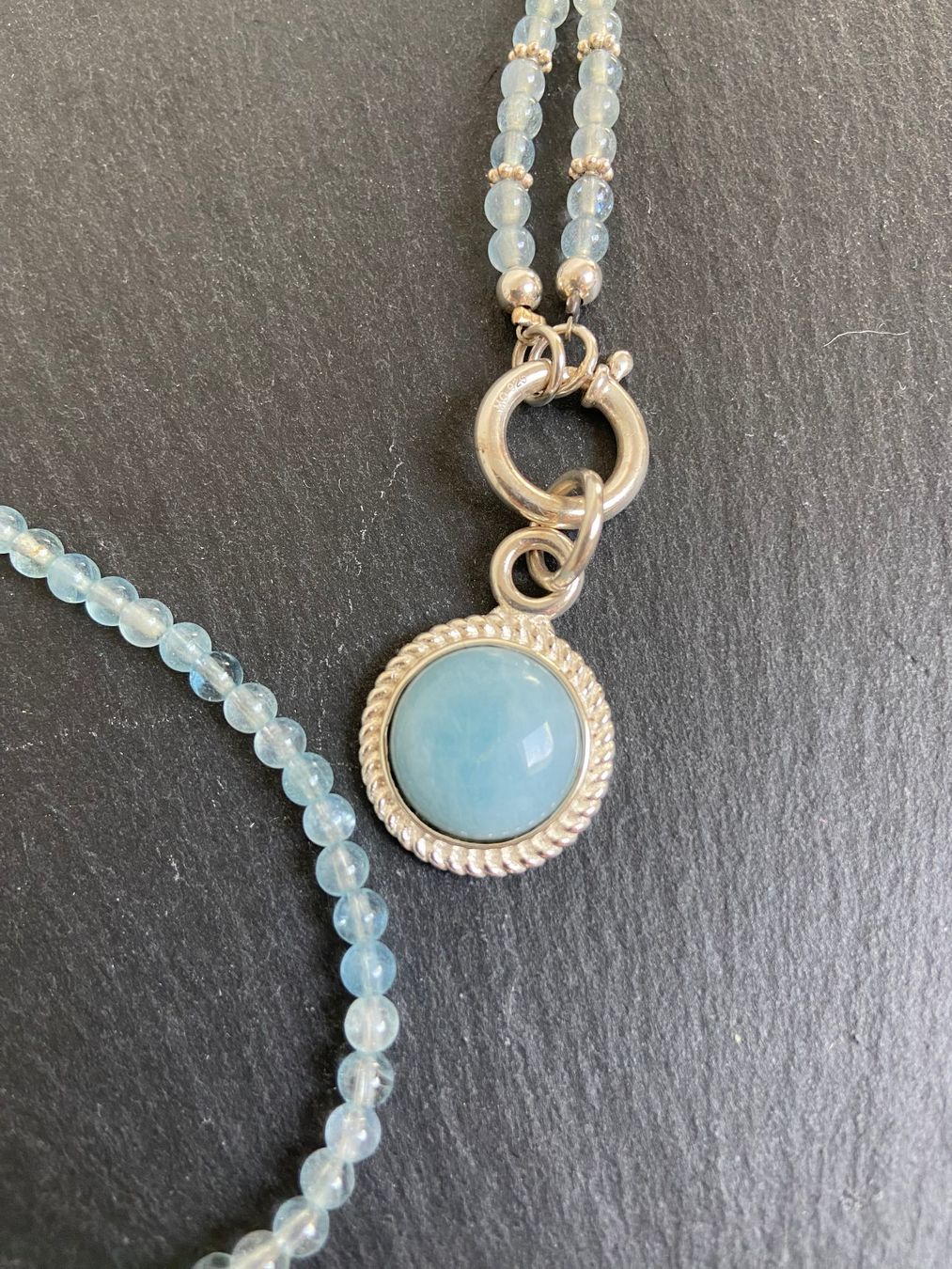 Catenine: Lange Kette aus Aquamarin – Usato da Unterkulm venduto da esco 2