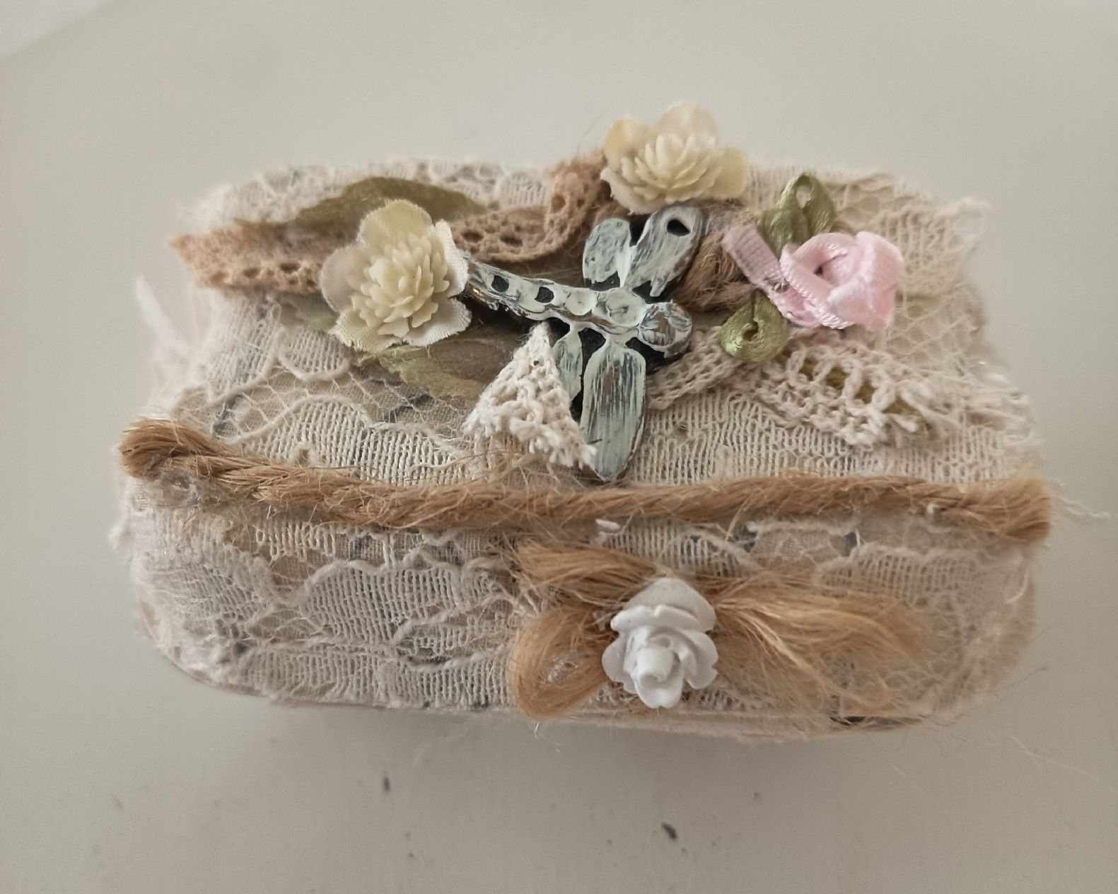 Tutte le decorazioni: Shabby Chic Deko Eierschachtel 9x5cm – Nuovo (secondo la descrizione) da Wangen b. Olten venduto da crea_look