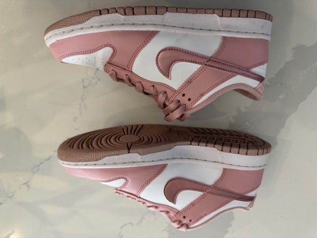 Nike Scarpe da donna: Nike low Dunk Sneakers weiss/pink 38.5 – Usato da Gutenswil venduto da Marian005 2