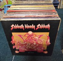 HAMMER: 84 x HARDROCK, PROGROCK & ROCK LP-Sammlung!