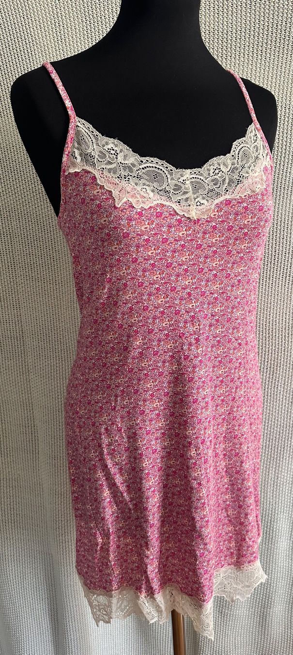 Manor Negligees & Pigiami: Herziges Nachthemd von Manor Gr. XS – Usato da Muri AG venduto da Shoshana5 1