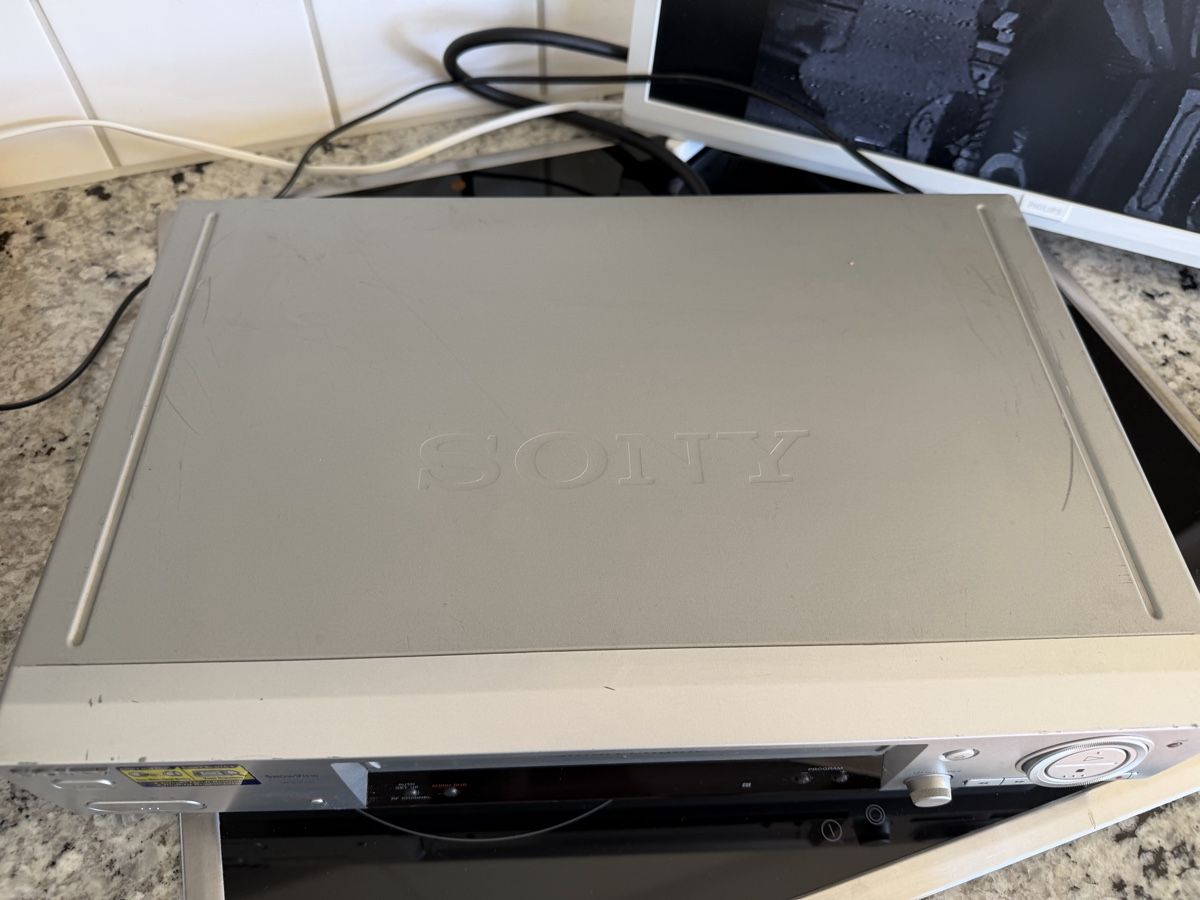 Sony Registratori: Videorekorder Sony SLV-SE810 silber – Difettoso da Zürich venduto da sne.swiss 2