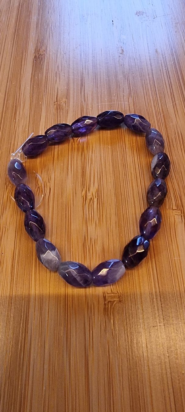 Minerali & Pietre curative: Amethyst Strang 8x12mm. – Nuovo e nell'imballaggio originale da Menziken venduto da Mirager