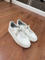 Pull&Bear White Sneakers EU 41 – Clean Casual Shoes