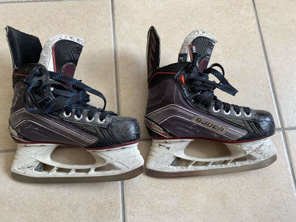 Bauer Pattini da ghiaccio: Bauer Vapor X600 Schlittschuhe – Usato da Studen BE venduto da Bigiyb