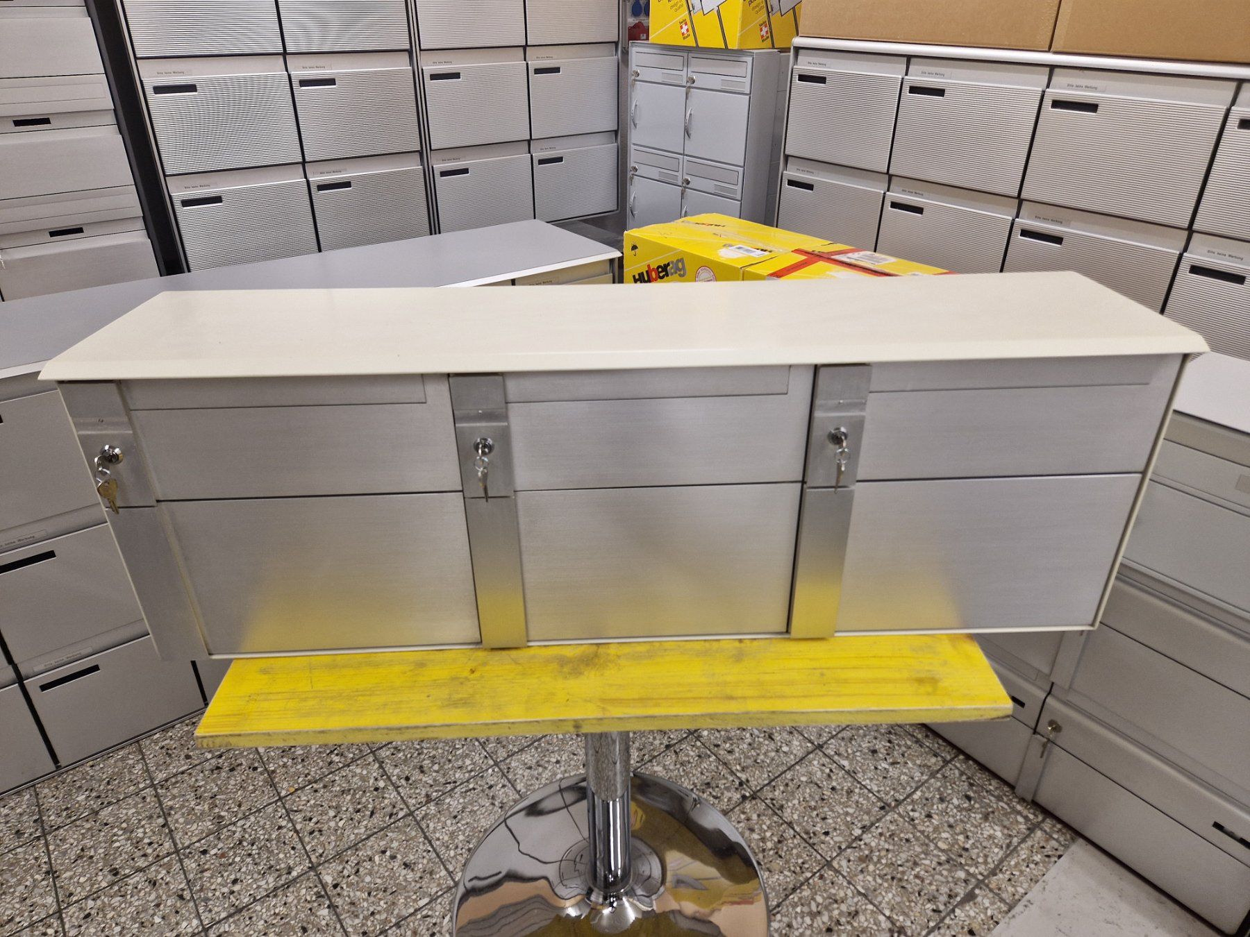 Altro per la casa: 3-er Briefkasten ( Stebler ) – Usato da Wiler b.Utzenstorf venduto da bamaa-shop