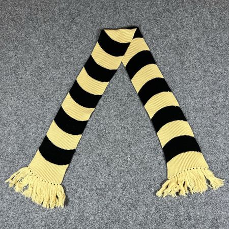 Scarf wool