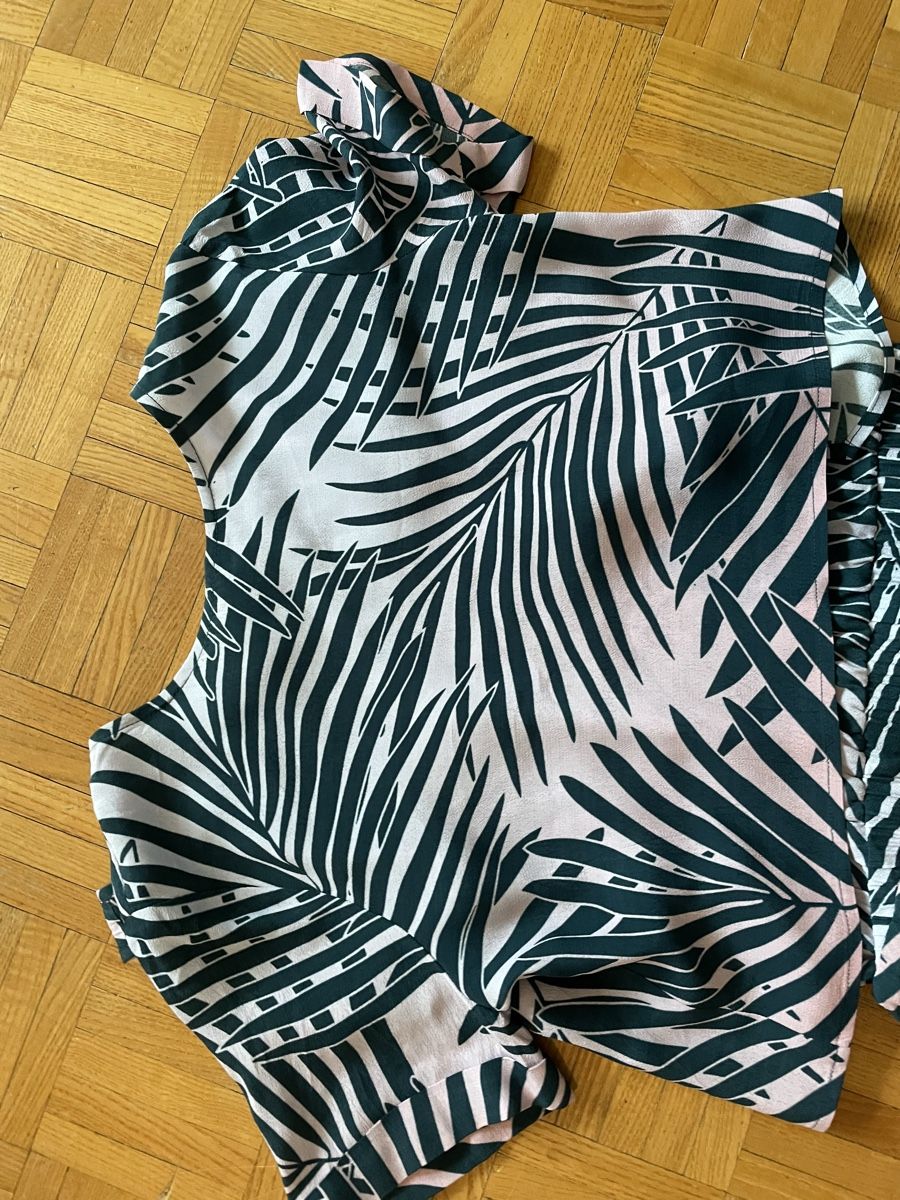 Kleider: SOAKED in Luxury Kleid Xs – Gebraucht aus Uster von bek_v2ct 2