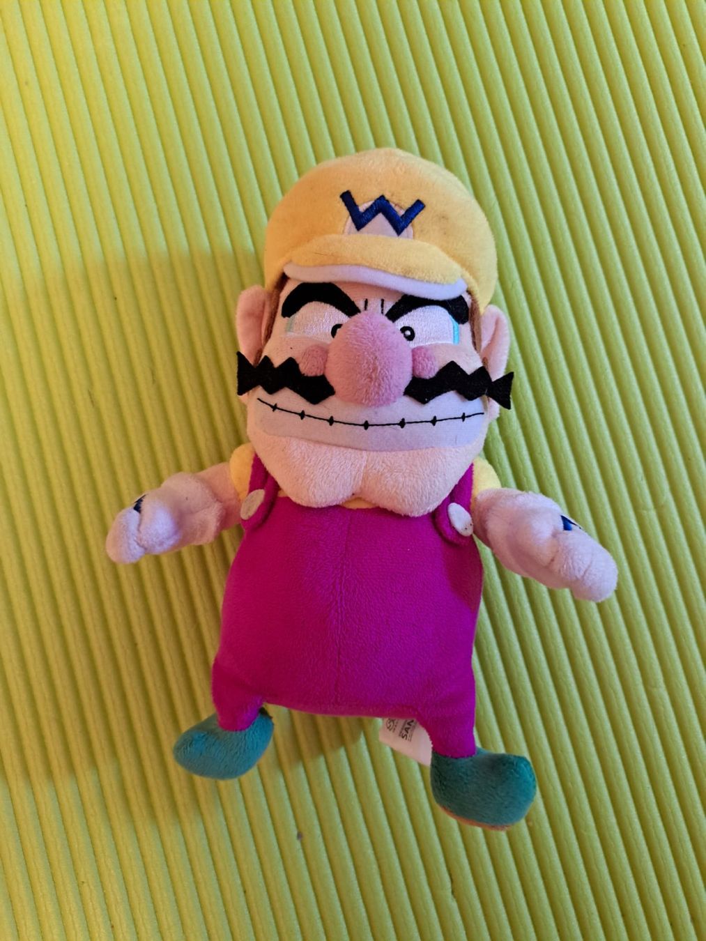 Nintendo Giocattoli: Lot de grande peluche Mario – Usato da Cointrin venduto da ant_ll7g 5