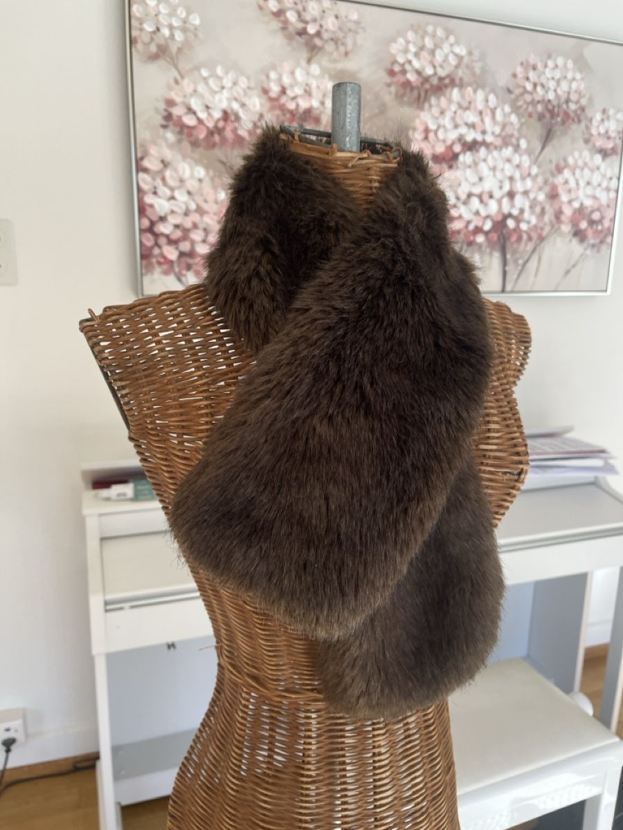 Foulard & Sciarpe: Kunstfellschal, braun, HEAL‘S – Usato da Solothurn venduto da Bobesch08 1