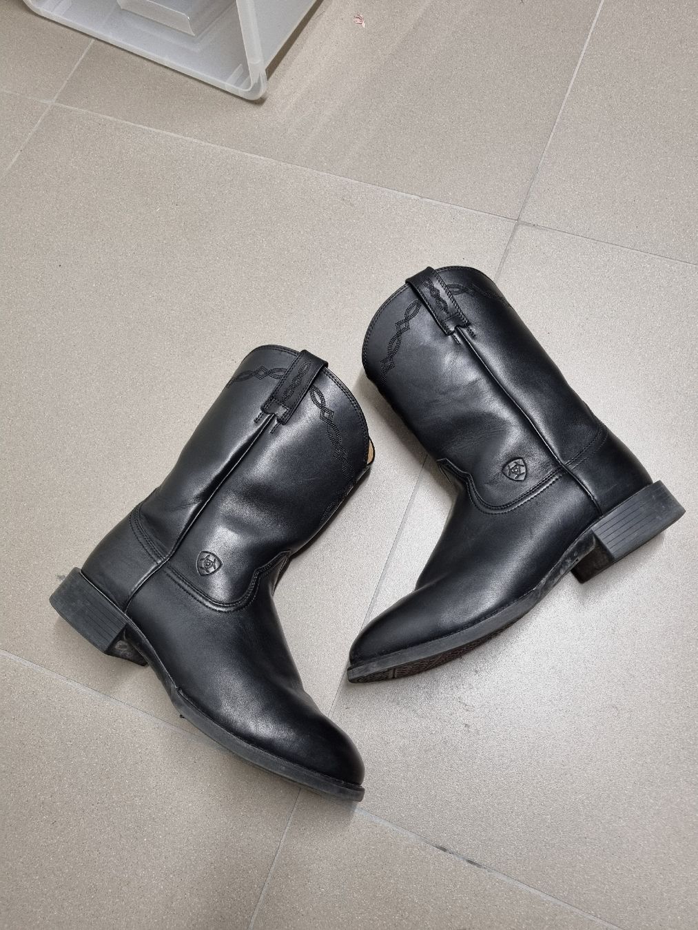Ariat Scarpe da uomo: Ariat Roper Boot Western Stiefel – Usato da Bellikon venduto da Jake-la-Motta