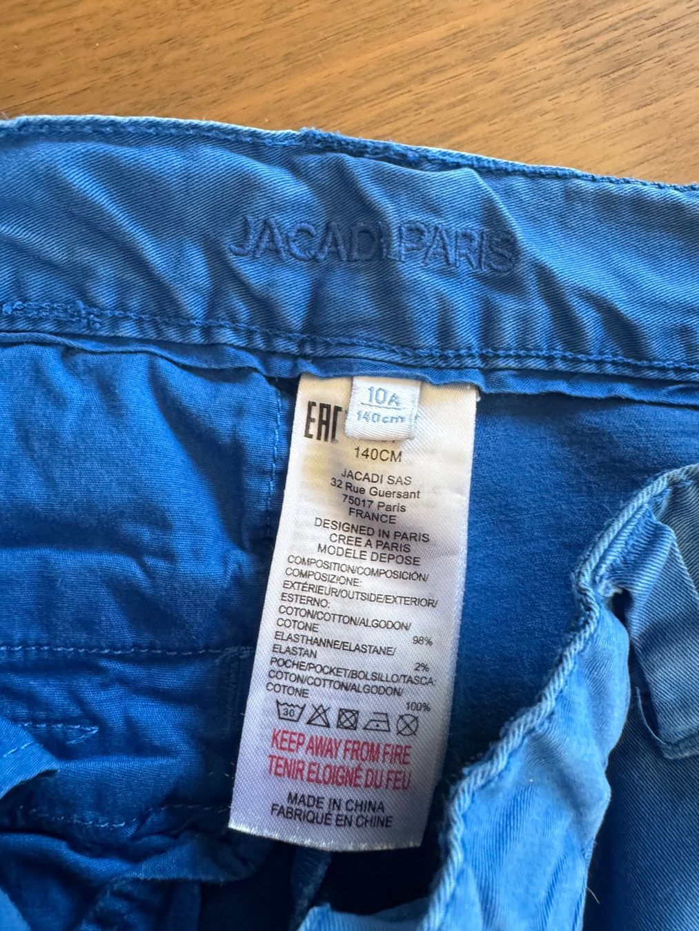 Jacadi Hosen: Bermuda Jacadi T 10 ans – Gebraucht aus Conches von chn_hgl6 2