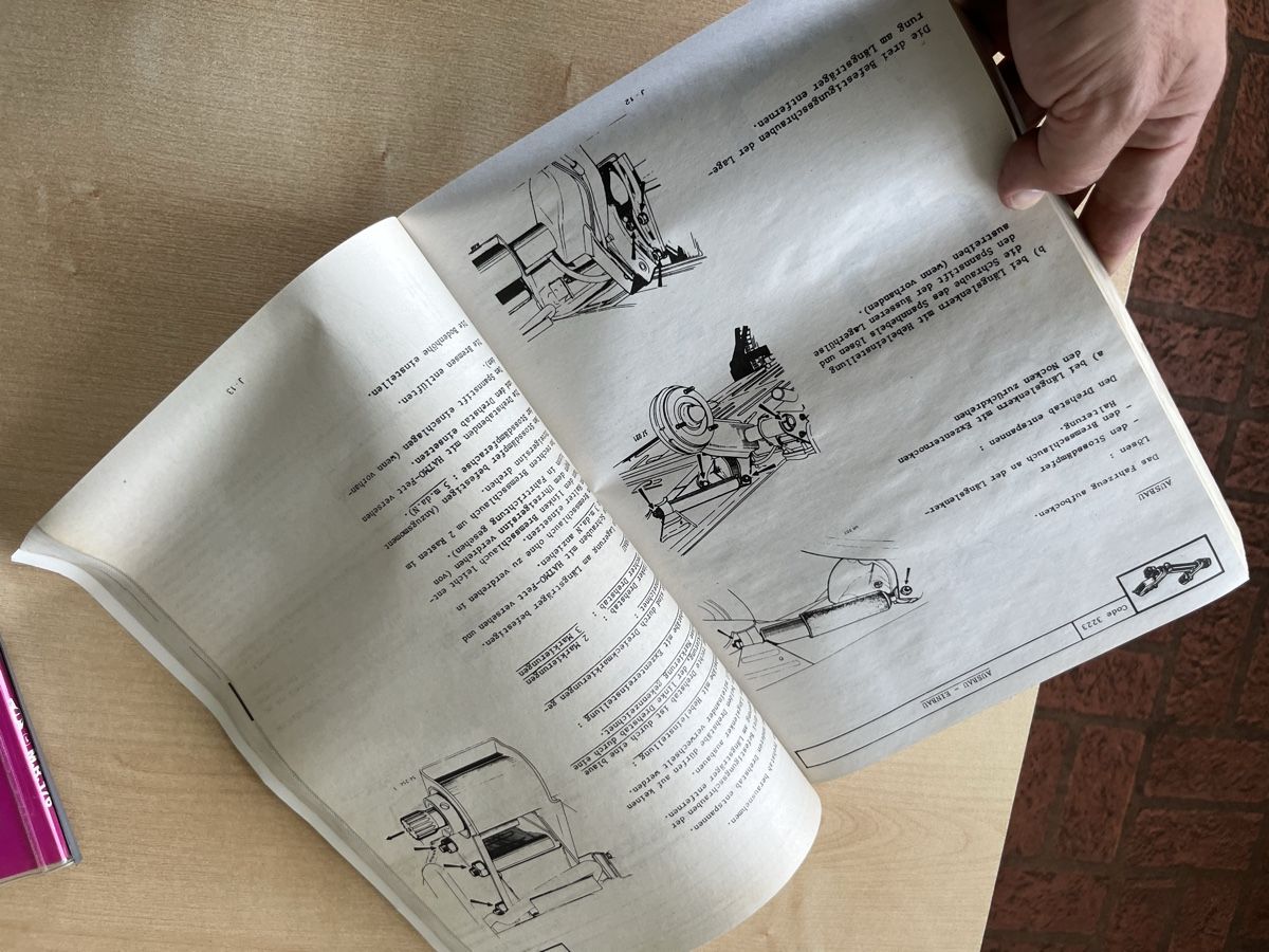 Libri: Renault 4 Reparaturhandbuch – Usato da Kräiligen venduto da tisala 5