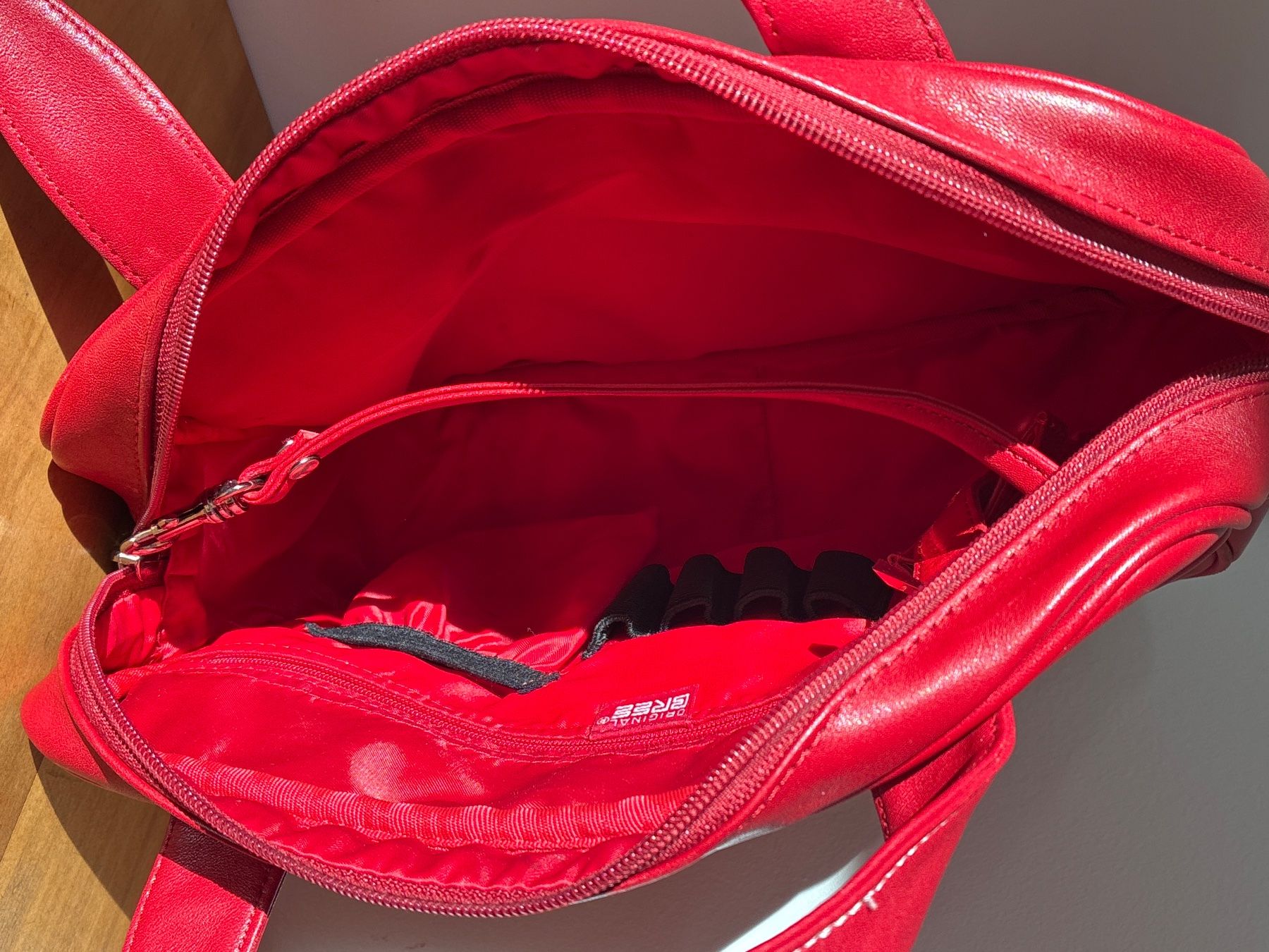 Bree Taschen für Damen: Rote Handtasche von Bree – Gebraucht aus Davos Platz von nanigl 5