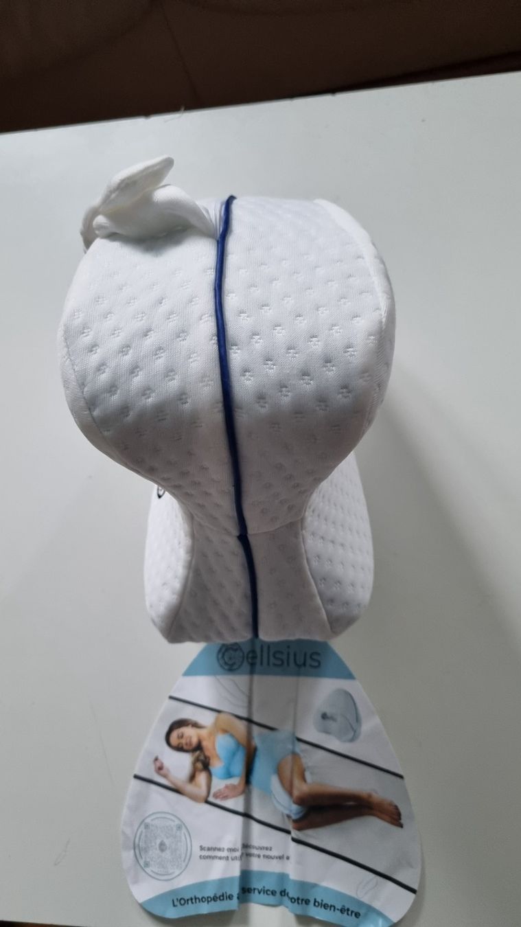 Cuscini: coussin orthopédique genoux  CELLSIUS – Usato da La Chaux-de-Fonds venduto da mikilo1 2