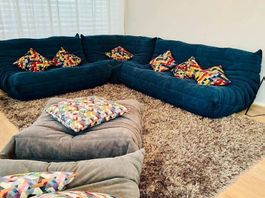 Original Togo Sofa von Ligne Roset - Teppich - Couchtisch